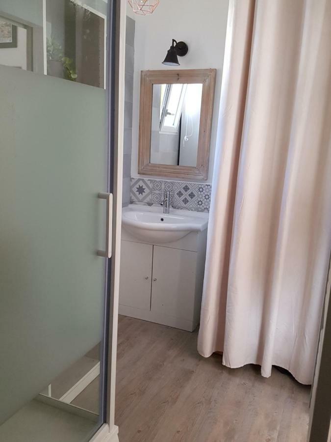 Lou Cachotte Apartment Льо Теш Екстериор снимка